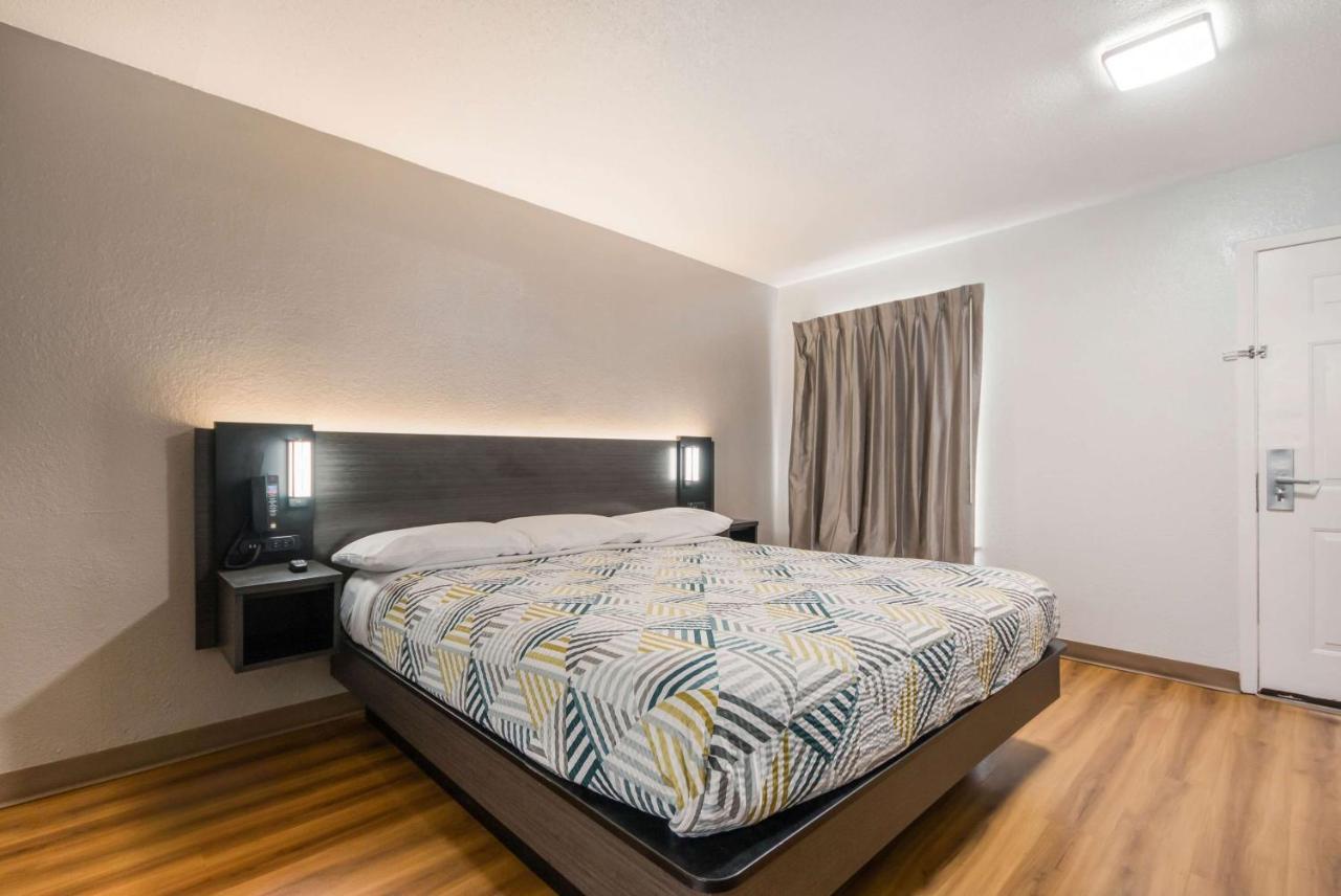 Studio 6 Laredo, Tx - North I-35 المظهر الخارجي الصورة
