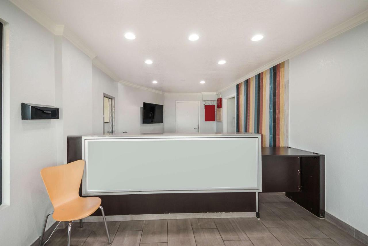 Studio 6 Laredo, Tx - North I-35 المظهر الخارجي الصورة