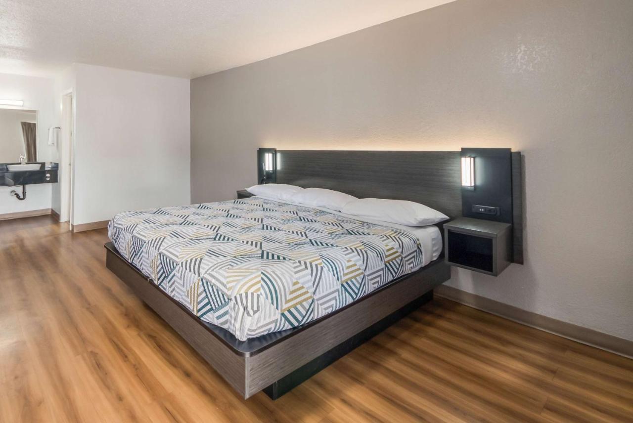Studio 6 Laredo, Tx - North I-35 المظهر الخارجي الصورة
